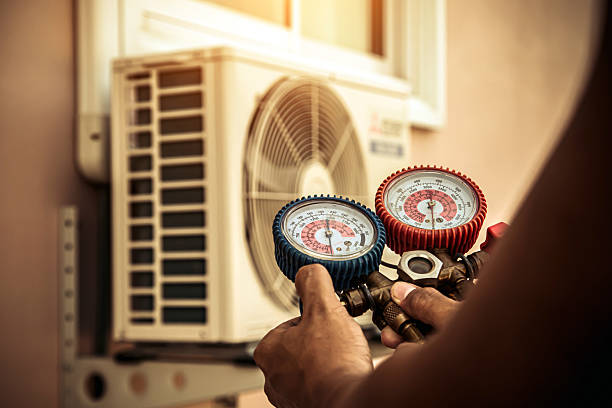 Professional Ductwork Repair technician working in Esperance, NY